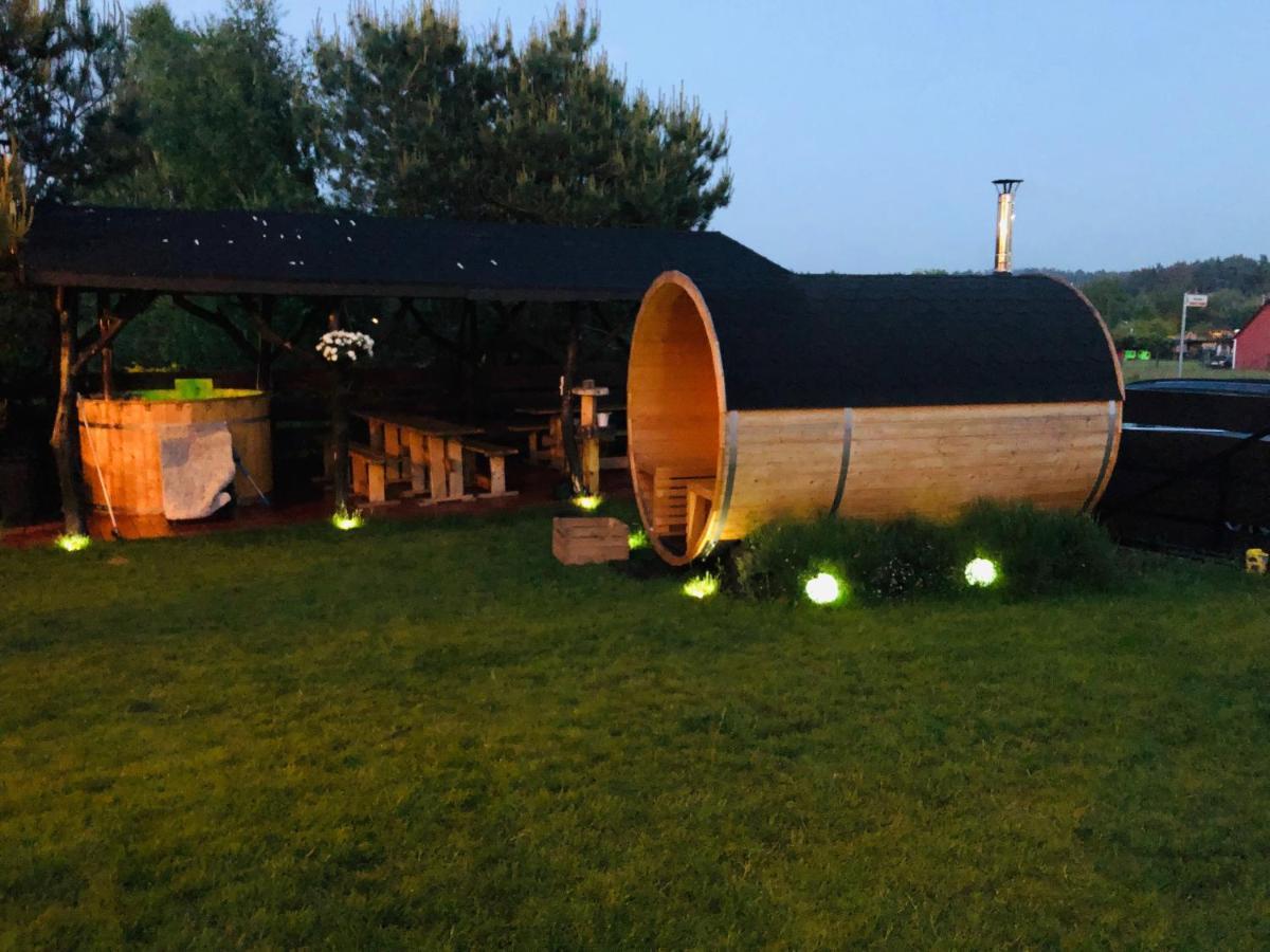 Behappy Woodhouse Villa Jastrzebia Gora Bagian luar foto