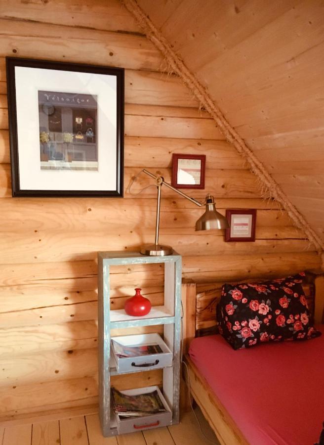 Behappy Woodhouse Villa Jastrzebia Gora Bagian luar foto