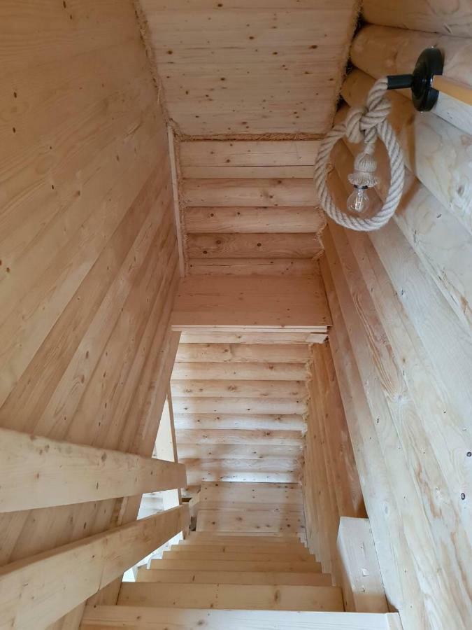 Behappy Woodhouse Villa Jastrzebia Gora Bagian luar foto
