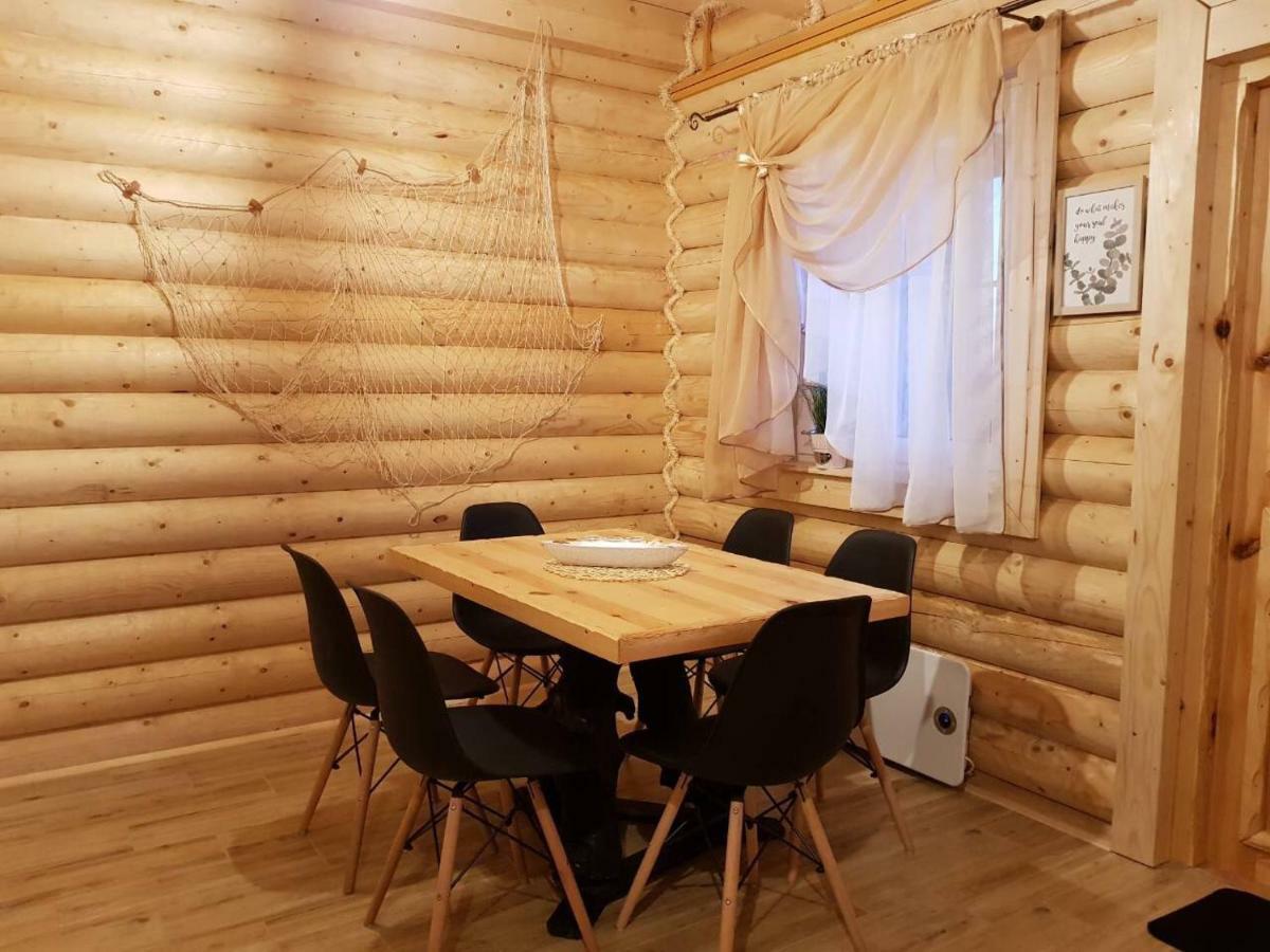 Behappy Woodhouse Villa Jastrzebia Gora Bagian luar foto