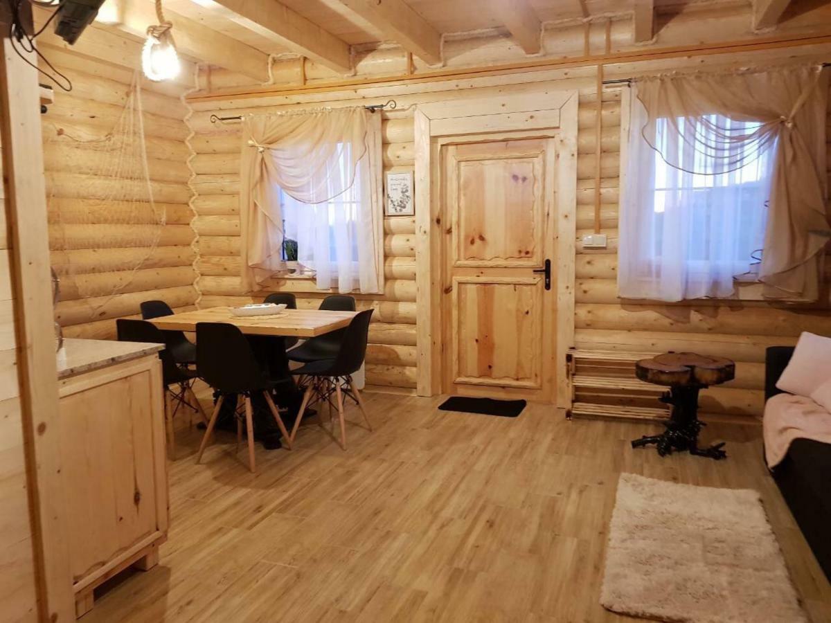 Behappy Woodhouse Villa Jastrzebia Gora Bagian luar foto