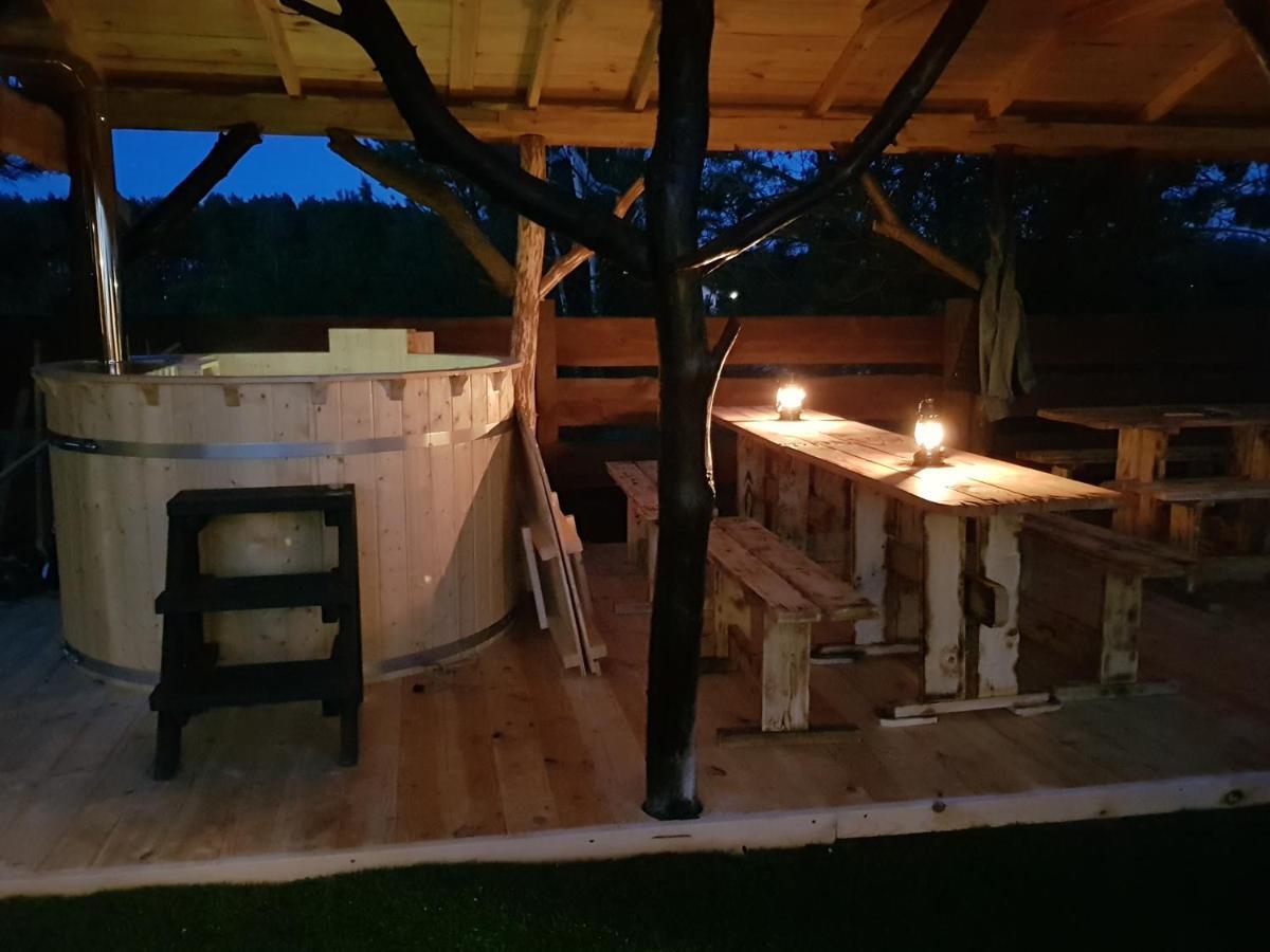 Behappy Woodhouse Villa Jastrzebia Gora Bagian luar foto