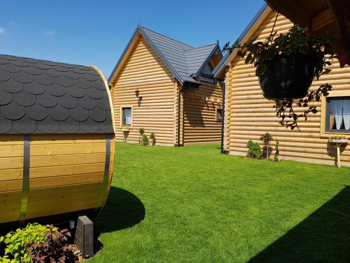 Behappy Woodhouse Villa Jastrzebia Gora Bagian luar foto